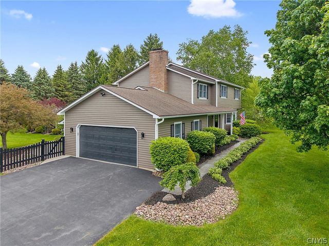 8255 Drinkwater Lane, Manlius, NY 13104