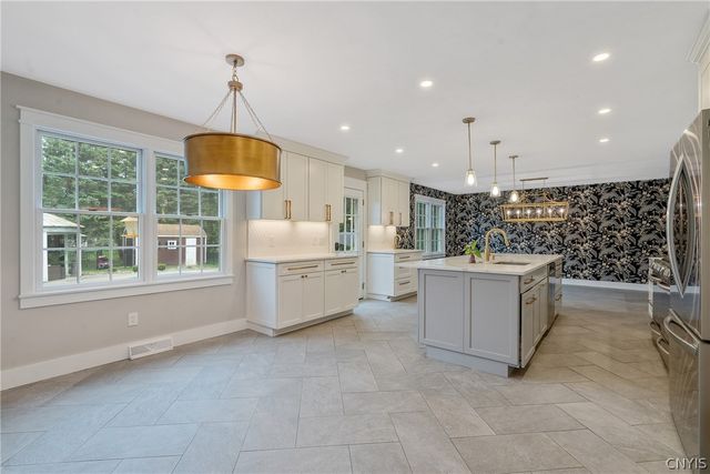 8255 Drinkwater Lane, Manlius, NY 13104
