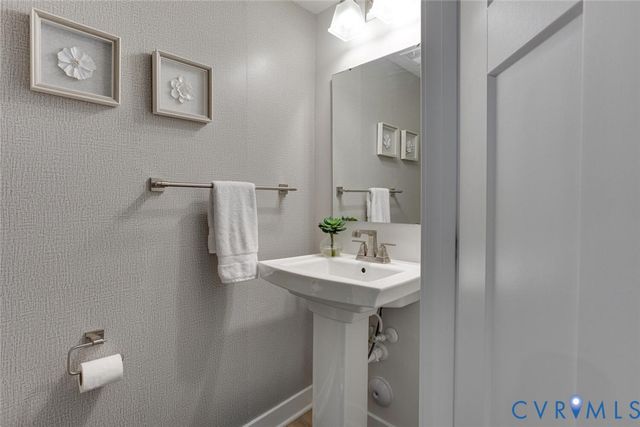 6733 Edith Oaks Way, North Chesterfield, VA 23234