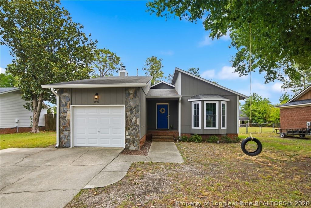 1947 Windlock Drive, Fayetteville, NC 28304
