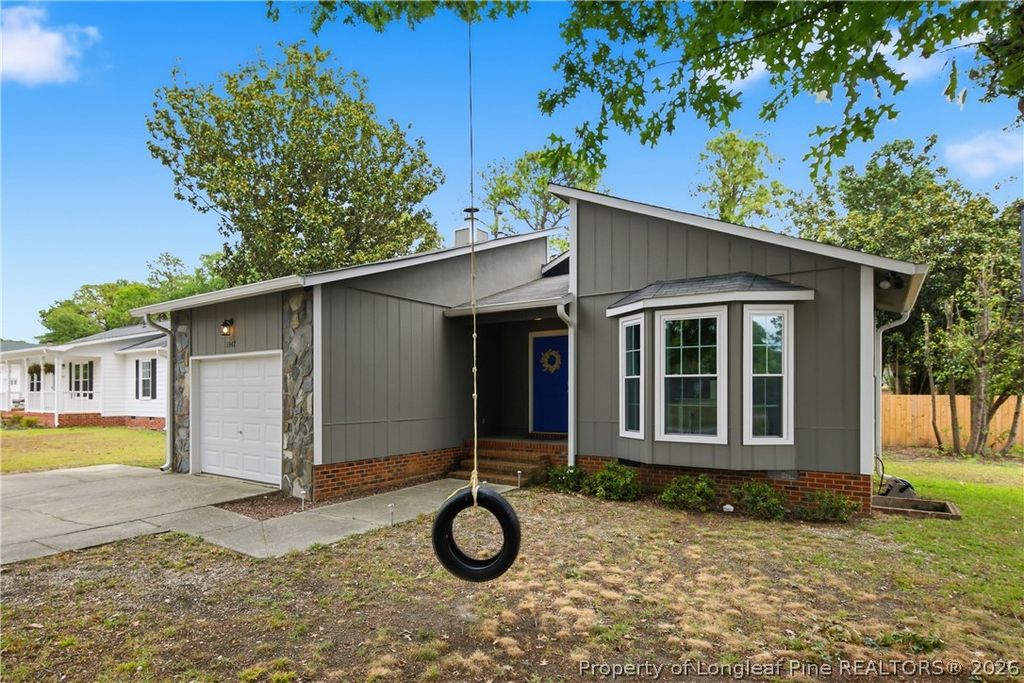 1947 Windlock Drive, Fayetteville, NC 28304 — photo 2