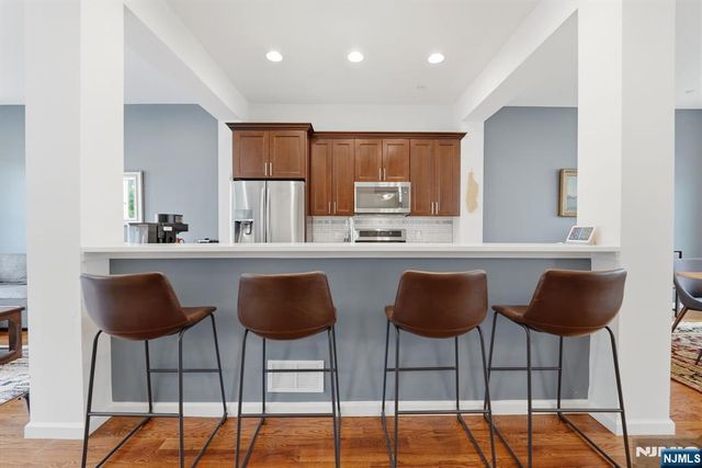 75 Roosevelt Drive, Wood Ridge, NJ 07075