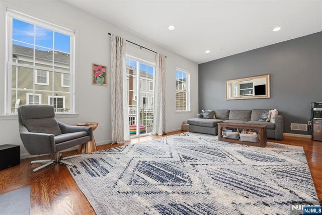 75 Roosevelt Drive, Wood Ridge, NJ 07075