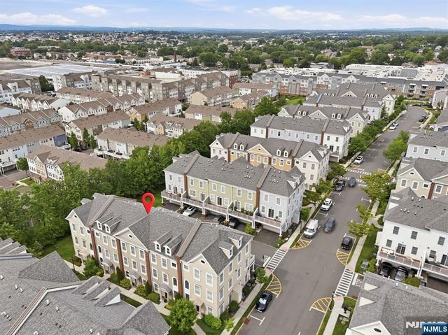 75 Roosevelt Drive, Wood Ridge, NJ 07075