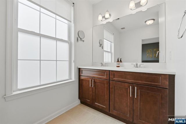 75 Roosevelt Drive, Wood Ridge, NJ 07075