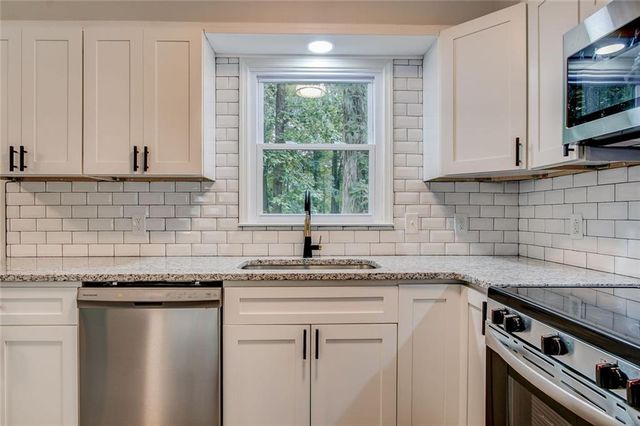 324 Laurel Lane, Stockbridge, GA 30281