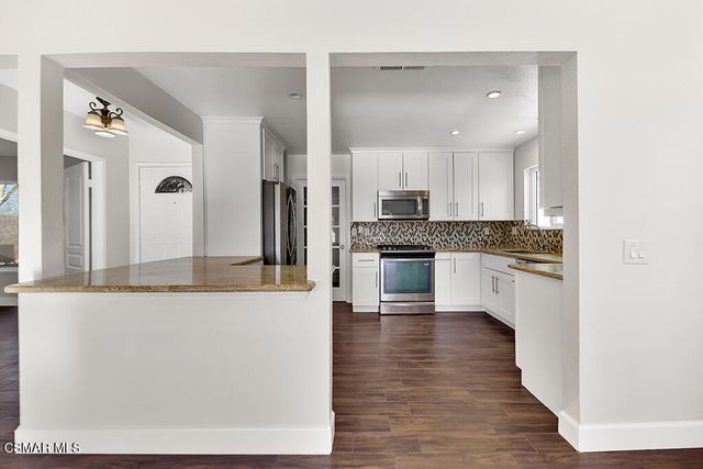 39202 Willowvale Road, Palmdale, CA 93551