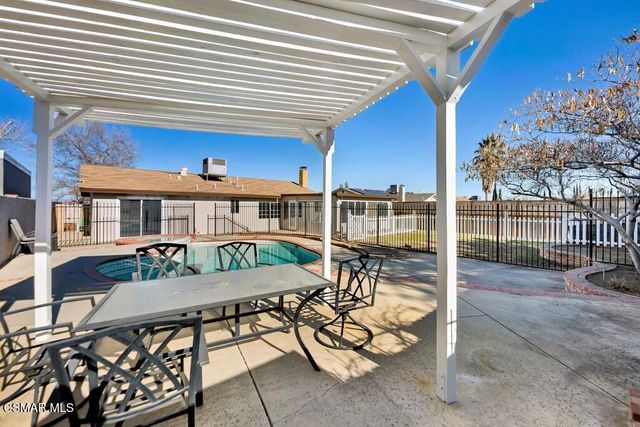 39202 Willowvale Road, Palmdale, CA 93551