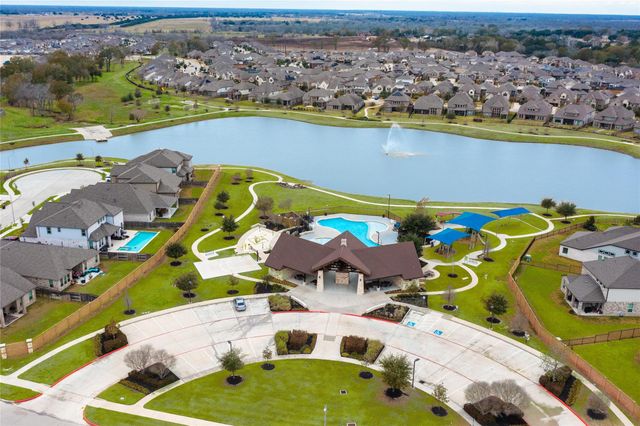 5410 Logan Dale Drive, Brookshire, TX 77423