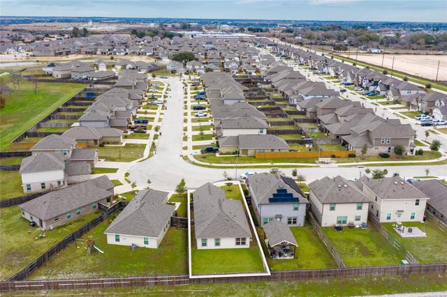 5410 Logan Dale Drive, Brookshire, TX 77423