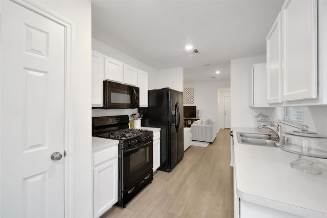 5410 Logan Dale Drive, Brookshire, TX 77423