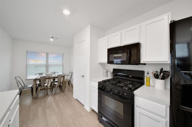 5410 Logan Dale Drive, Brookshire, TX 77423