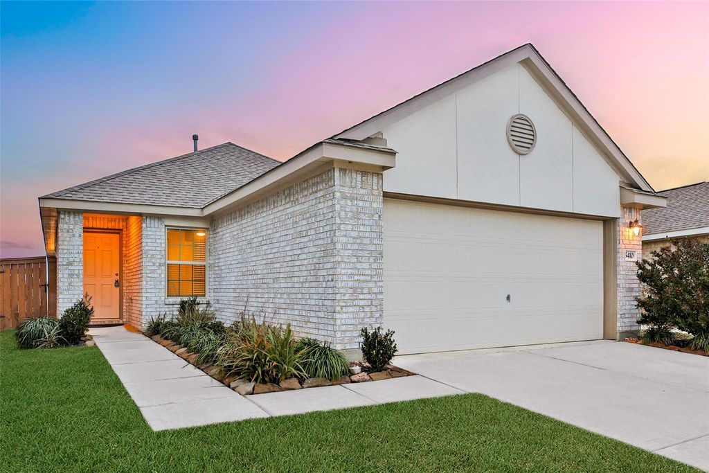 5410 Logan Dale Drive, Brookshire, TX 77423