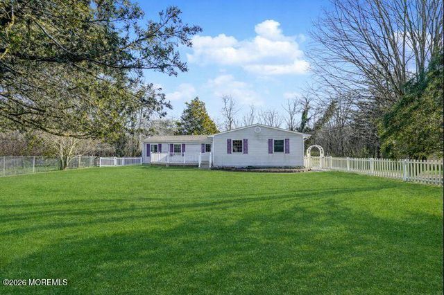 66 Cedar Swamp Road, Jackson, NJ 08527