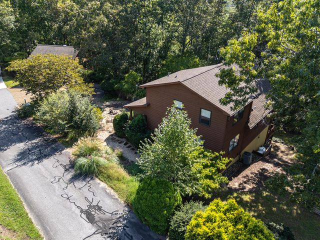 50 Red Bud Lane, Murphy, NC 28906