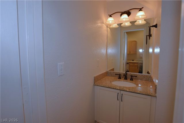 2624 Twin Pines Avenue, Henderson, NV 89074