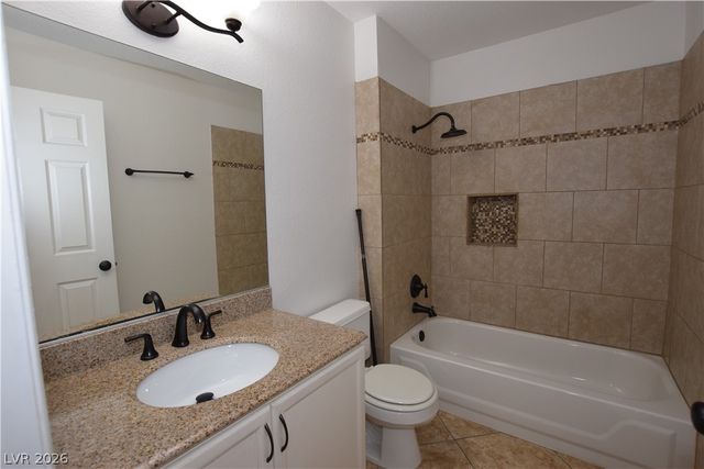 2624 Twin Pines Avenue, Henderson, NV 89074