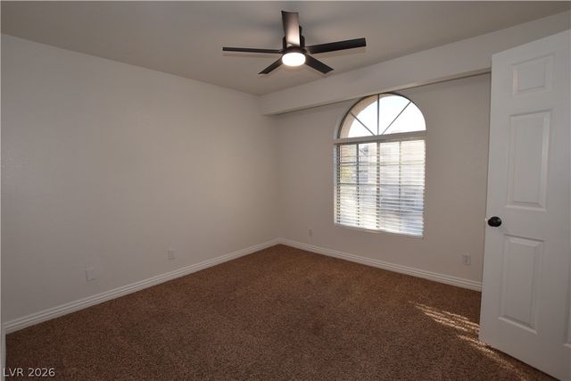 2624 Twin Pines Avenue, Henderson, NV 89074