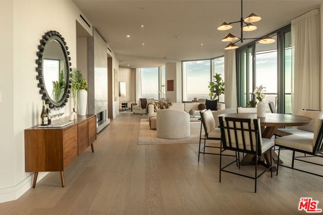 211 W Elm Court 29C, Los Angeles, CA 90067