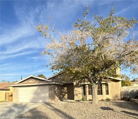 3674 Duneville Street, Las Vegas, NV 89103