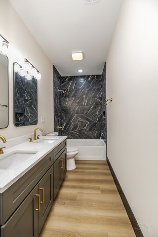 5637 S Prairie Avenue, Chicago, IL 60637