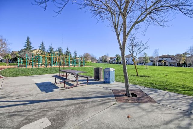 1031 Santa Rosa Court, Watsonville, CA 95076