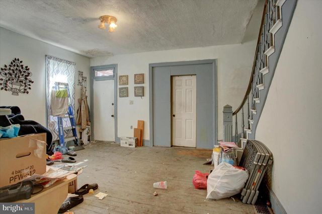 217 E WASHINGTON ST, Chambersburg, PA 17201