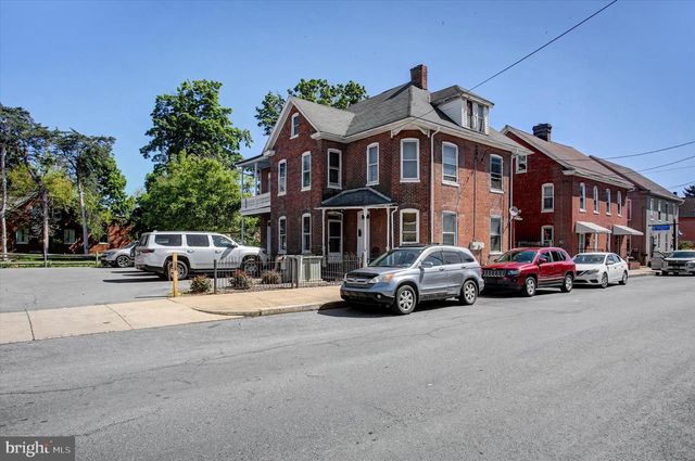 217 E WASHINGTON ST, Chambersburg, PA 17201
