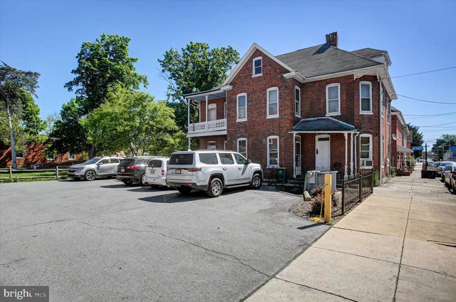 217 E WASHINGTON ST, Chambersburg, PA 17201