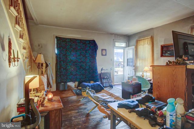 217 E WASHINGTON ST, Chambersburg, PA 17201