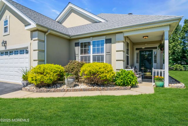 40 Bunker Hill Drive, Allentown, NJ 08501