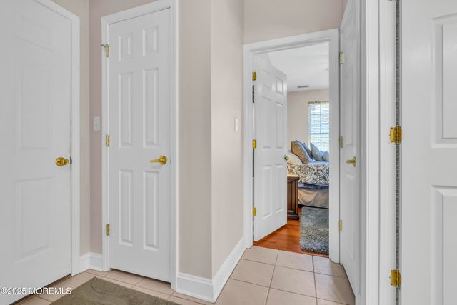 40 Bunker Hill Drive, Allentown, NJ 08501