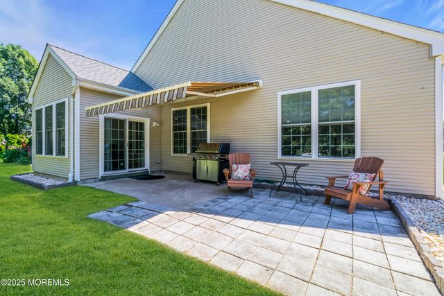 40 Bunker Hill Drive, Allentown, NJ 08501