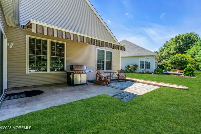 40 Bunker Hill Drive, Allentown, NJ 08501