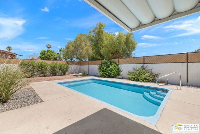 43180 Virginia Avenue, Palm Desert, CA 92211