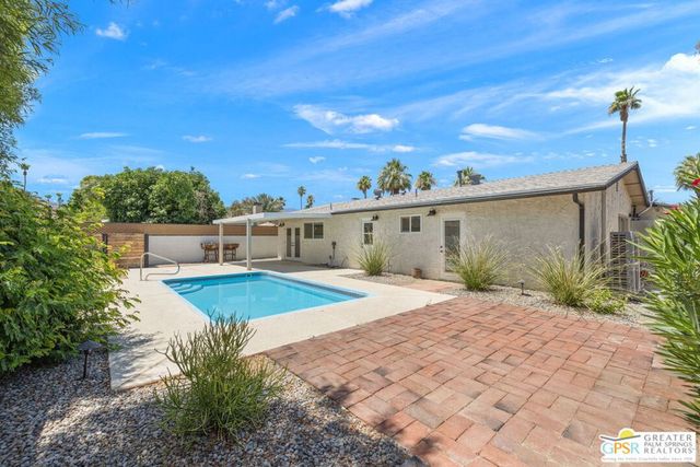 43180 Virginia Avenue, Palm Desert, CA 92211