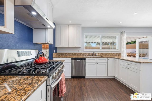 43180 Virginia Avenue, Palm Desert, CA 92211