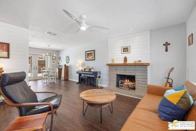 43180 Virginia Avenue, Palm Desert, CA 92211