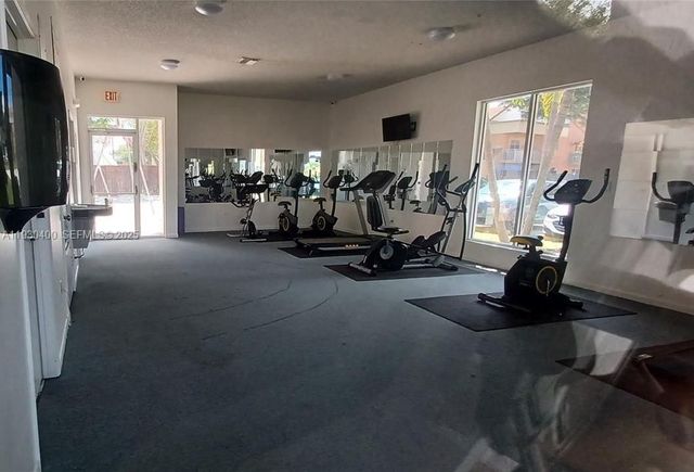 14911 SW 80th St 102, Miami, FL 33193