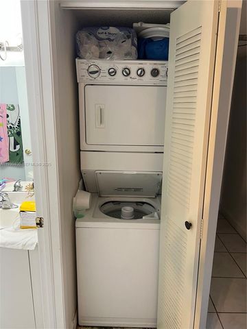 14911 SW 80th St 102, Miami, FL 33193