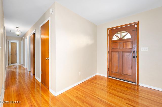 1125 Bel Aire Drive, Daytona Beach, FL 32118