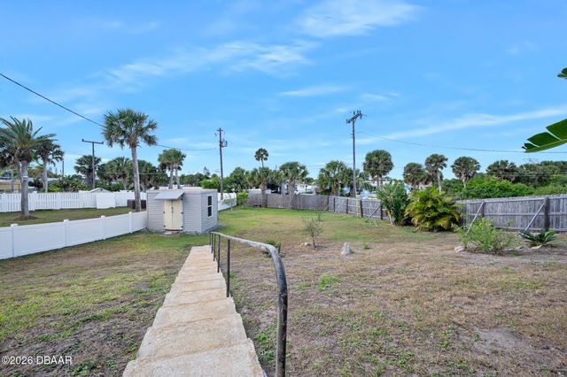 1125 Bel Aire Drive, Daytona Beach, FL 32118