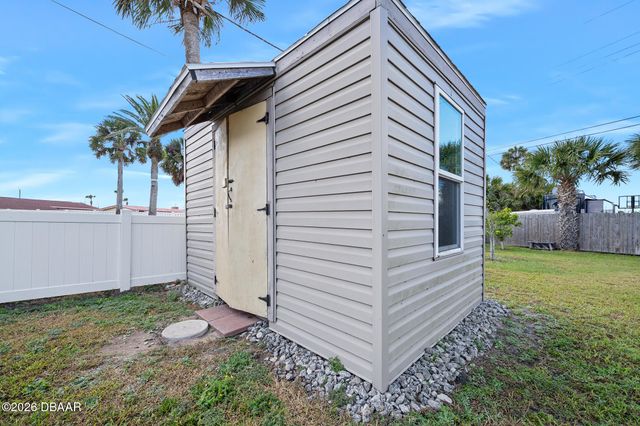 1125 Bel Aire Drive, Daytona Beach, FL 32118