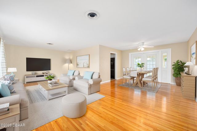 1125 Bel Aire Drive, Daytona Beach, FL 32118