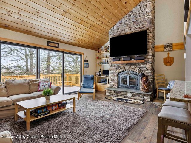 13 Brainard Ridge Road, Windham, NY 12496