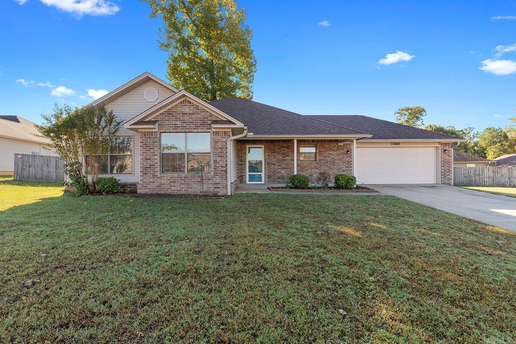 13868 Cherry Glenn Cove, Alexander, AR 72002