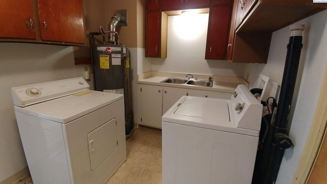 1225 NE Orchard Dr, Pullman, WA 99163