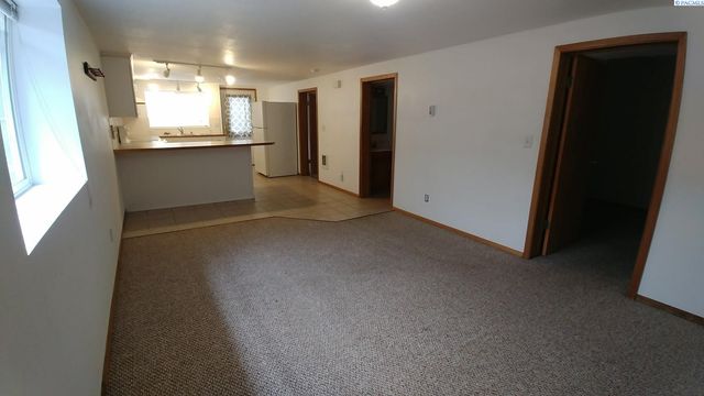 1225 NE Orchard Dr, Pullman, WA 99163