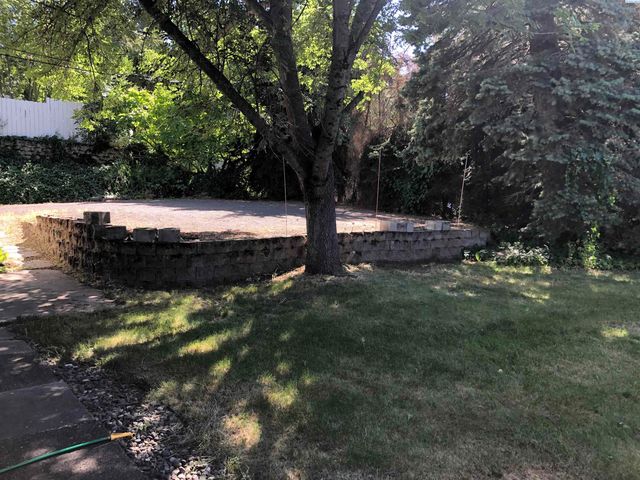 1225 NE Orchard Dr, Pullman, WA 99163