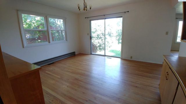 1225 NE Orchard Dr, Pullman, WA 99163